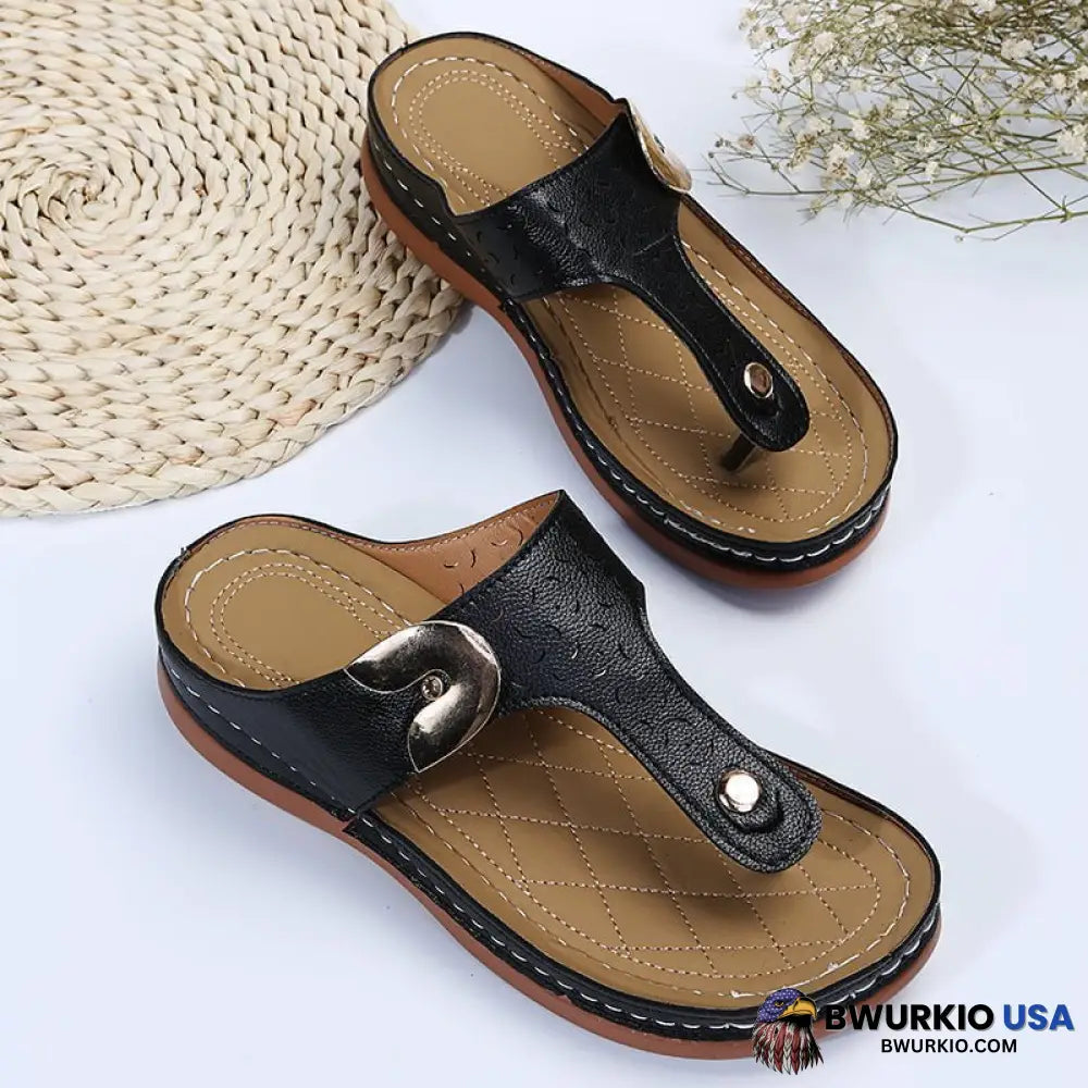 2023 Summer New Women Metal Decor Feature Pattern Wedge Flip Flop